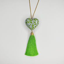 Cargar imagen en el visor de la galería, Corazón chico Talavera verde