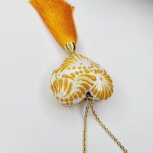 Charger l'image dans la galerie, Grand coeur Talavera jaune