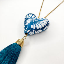 Cargar imagen en el visor de la galería, Corazón chico Talavera turquesa