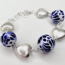Load image into Gallery viewer, Silver Hearts Bracelet
