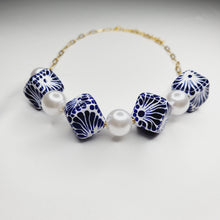 Load image into Gallery viewer, Cubes Necklace
