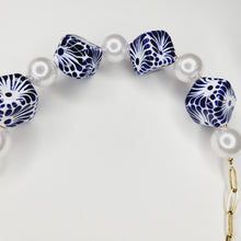 Load image into Gallery viewer, Cubes Necklace
