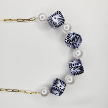 Load image into Gallery viewer, Cubes Necklace
