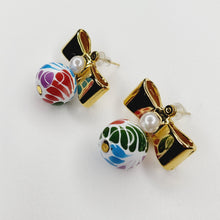 Cargar imagen en el visor de la galería, Aretes Moño Talavera Colores
