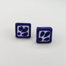 Load image into Gallery viewer, Large square drop earrings

