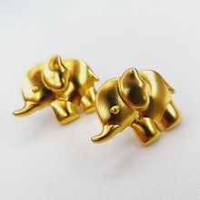 Cargar imagen en el visor de la galería, Aretes de Elefante
