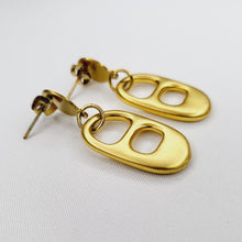 Cargar imagen en el visor de la galería, Aretes Anilla de Lata
