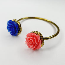 Load image into Gallery viewer, Golden flower bracelet

