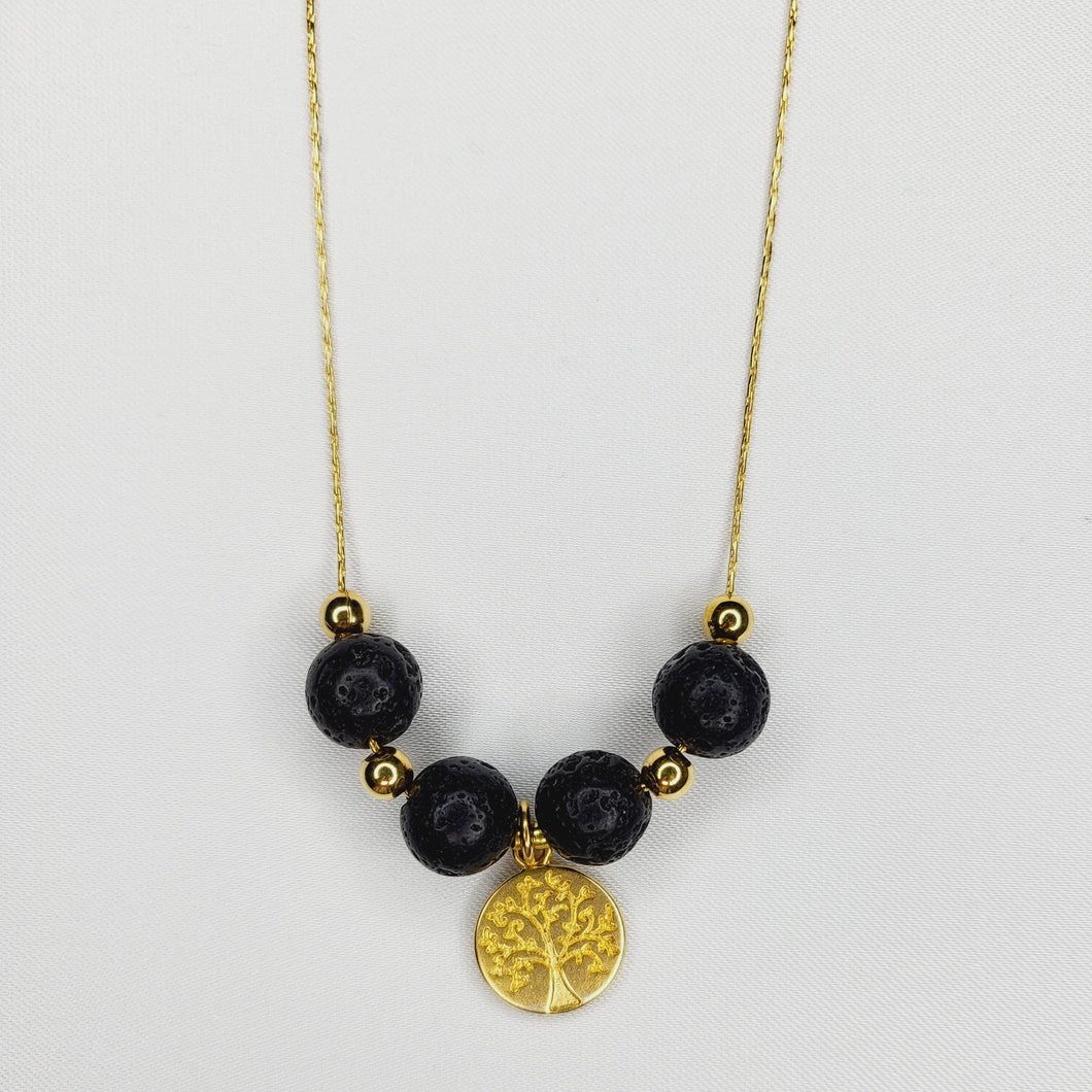 Collier en pierre volcanique
