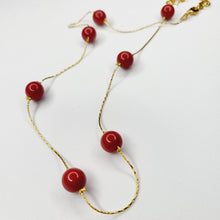 Cargar imagen en el visor de la galería, Collar de Perlas Rojo
