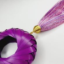 Cargar imagen en el visor de la galería, Collar Aro de Palma Bugambilia
