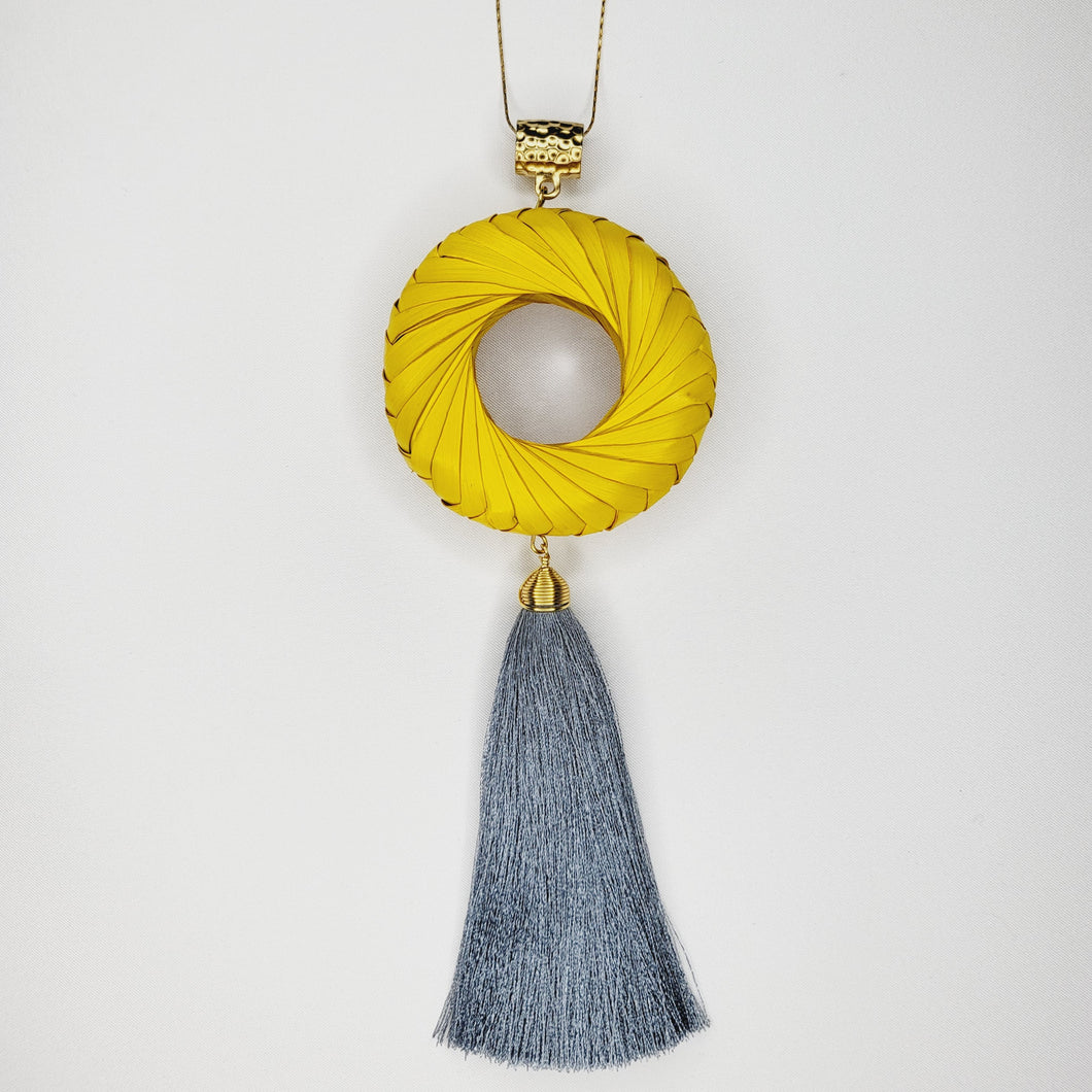 Collar Aro de Palma Amarillo