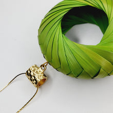 Cargar imagen en el visor de la galería, Collar Aro de Palma Verde Limón
