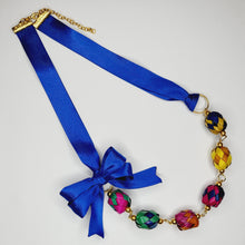 Cargar imagen en el visor de la galería, Collar Listón Azul Rey
