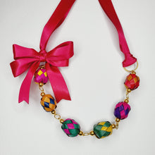 Load image into Gallery viewer, Ribbon Necklace with Palm Spheres
