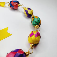 Load image into Gallery viewer, Ribbon Necklace with Palm Spheres
