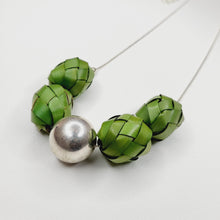 Load image into Gallery viewer, Ribbon Necklace with Palm Spheres
