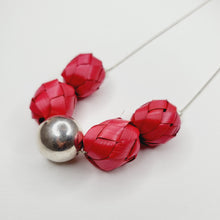 Load image into Gallery viewer, Ribbon Necklace with Palm Spheres
