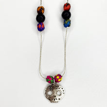 Cargar imagen en el visor de la galería, Collar Calaverita Plateada
