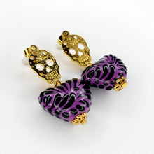 Cargar imagen en el visor de la galería, Calaveras Doradas Corazón Talavera Morada

