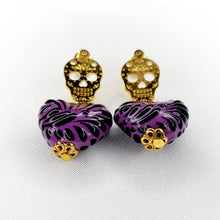 Cargar imagen en el visor de la galería, Calaveras Doradas Corazón Talavera Morada
