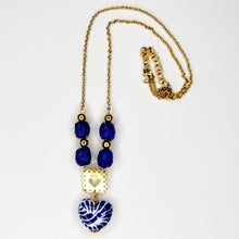 Cargar imagen en el visor de la galería, Corazón Talavera Azul Tradicional
