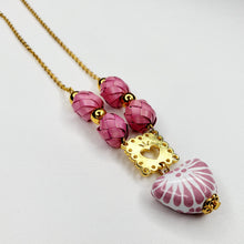 Cargar imagen en el visor de la galería, Corazón Talavera Rosa

